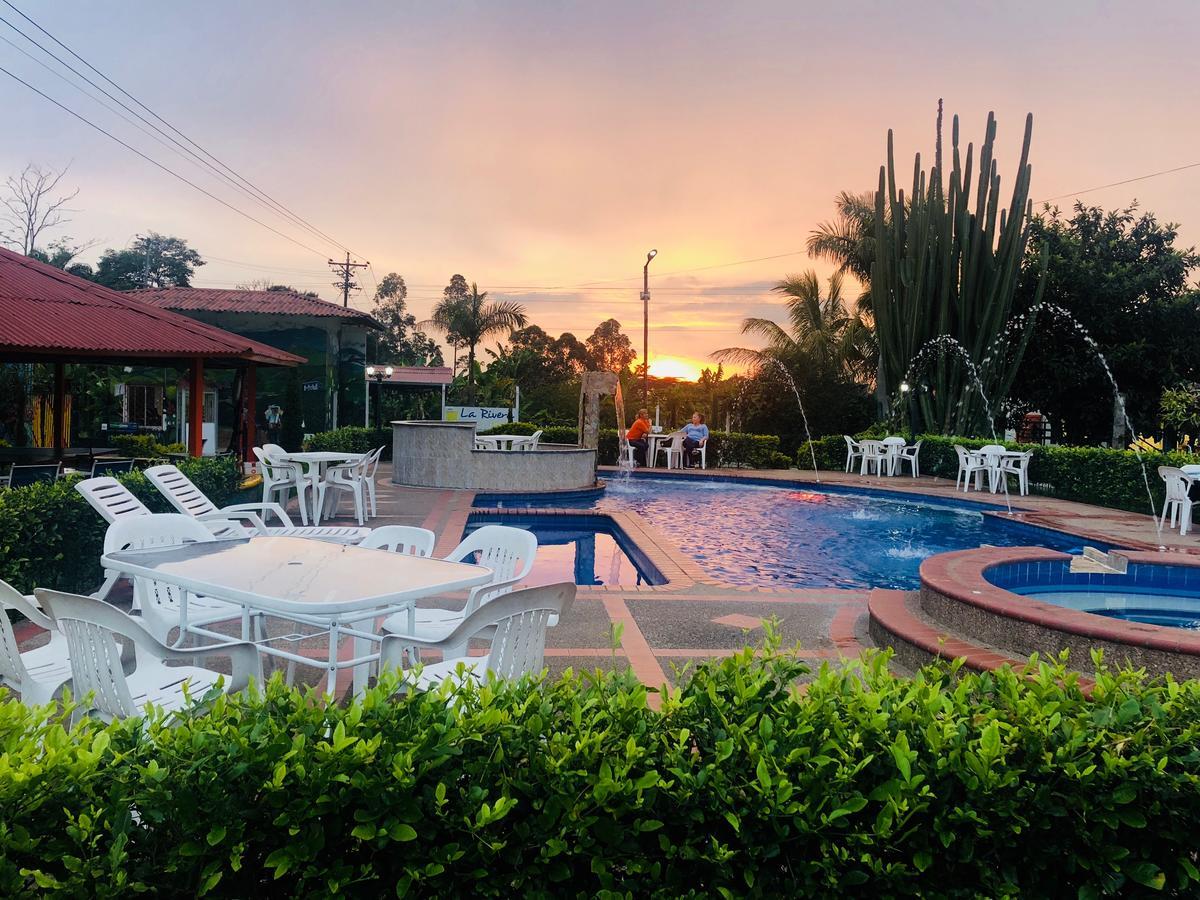 Finca Hotel La Rivera กาลาร์กา ภายนอก รูปภาพ