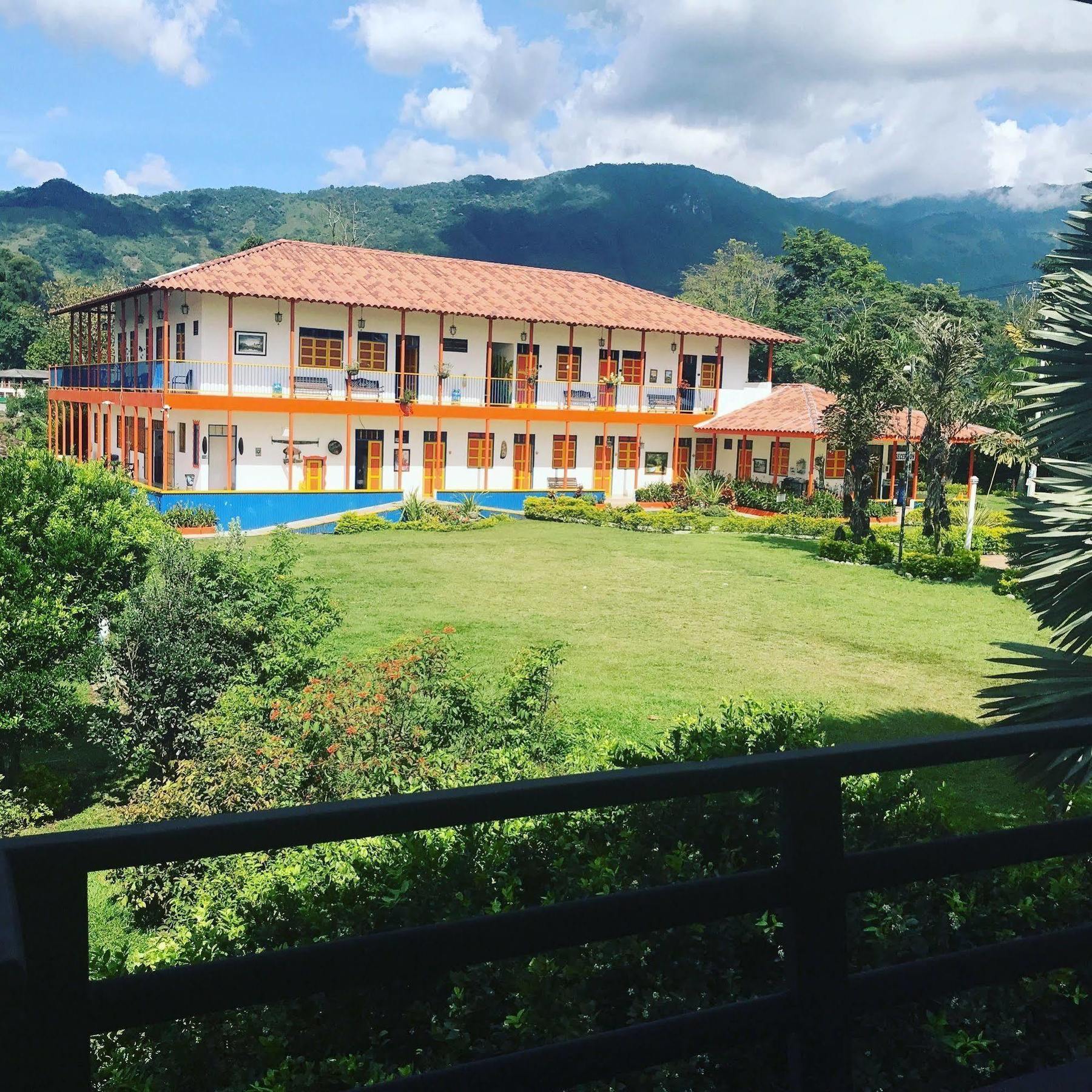 Finca Hotel La Rivera กาลาร์กา ภายนอก รูปภาพ